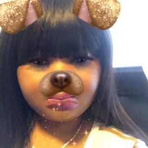 Meet your Posher, Crystal